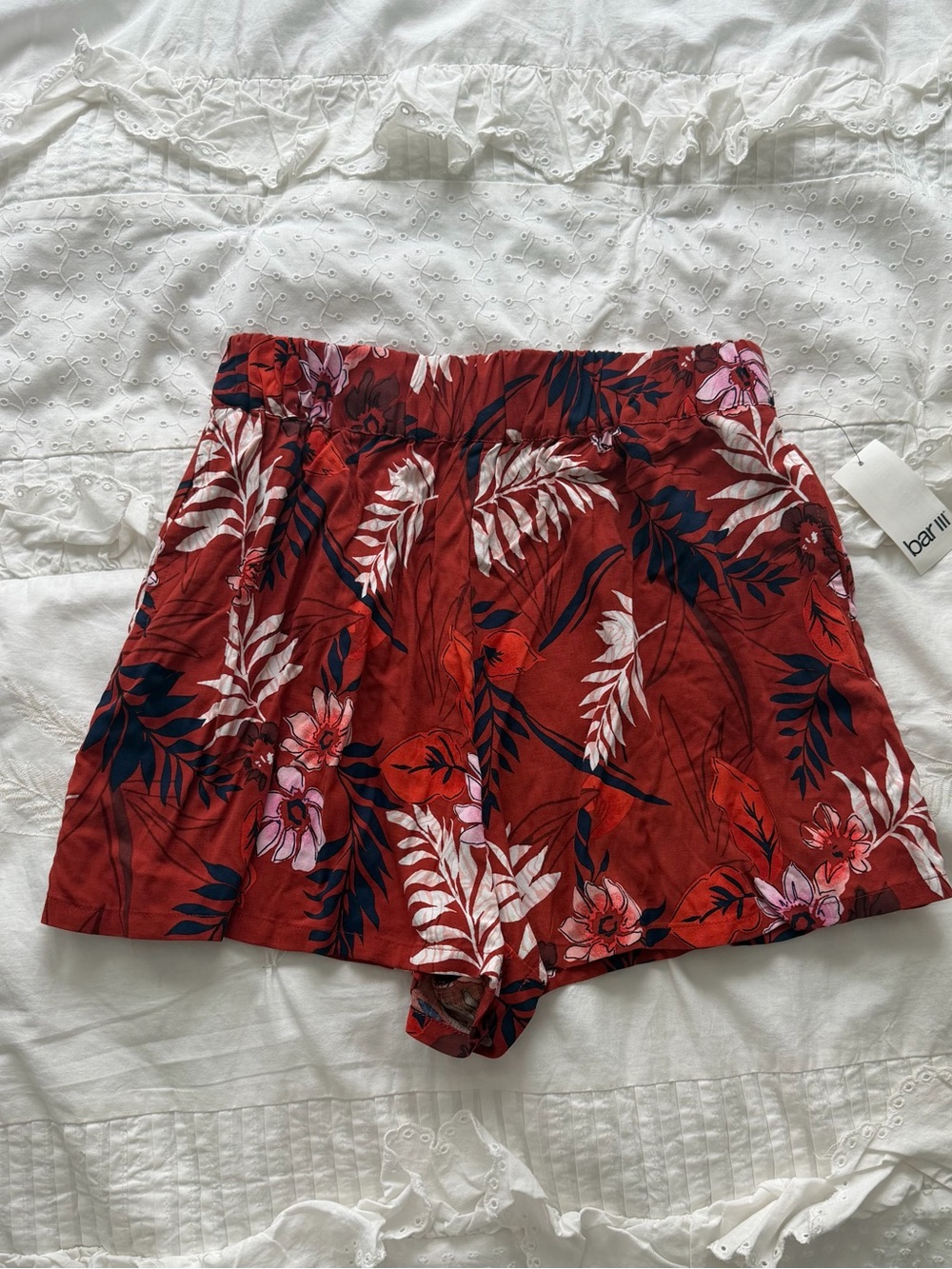 Bar lll Red Floral High-Rise Elastic Waist Shorts Size Small